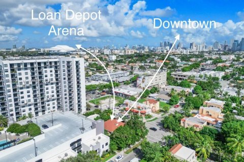 Propiedad comercial en venta en Miami, Florida, 280.94 m2 № 866052 - foto 22