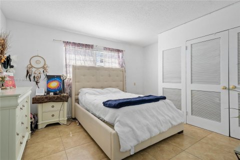 Купить кондоминиум в Лодердейл-бай-те-Си, Флорида 1 спальня, 59.55м2, № 727855 - фото 16