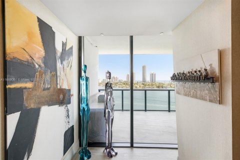 Condo in Aventura, Florida, 3 bedrooms  № 1387868 - photo 25