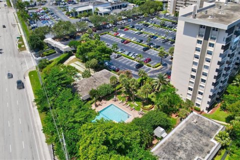 Copropriété à vendre à Pompano Beach, Floride: 1 chambre, 75.72 m2 № 1093731 - photo 24