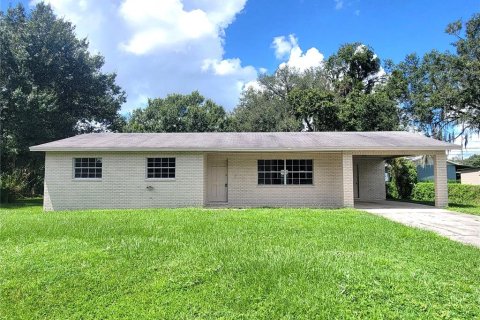 House in Lakeland, Florida 3 bedrooms, 171.31 sq.m. № 1342950 - photo 2