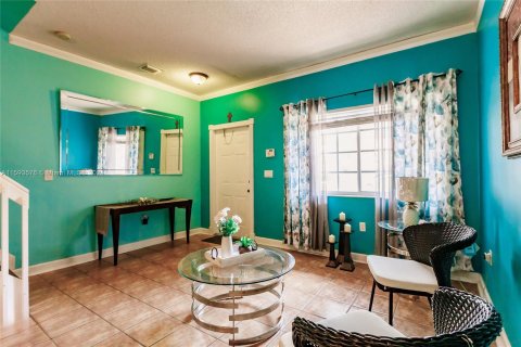 Touwnhouse à vendre à Miramar, Floride: 3 chambres, 138.42 m2 № 1185119 - photo 6