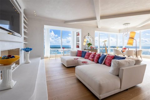 Condominio en venta en Miami, Florida, 3 dormitorios, 343.55 m2 № 1427219 - foto 24