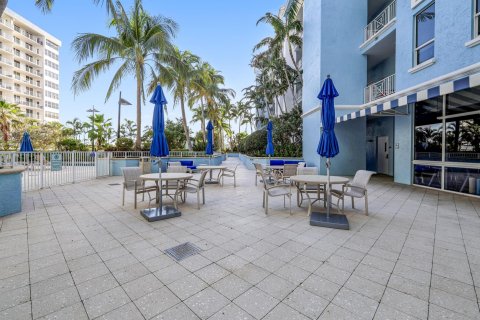 Condo in Deerfield Beach, Florida, 3 bedrooms  № 1185579 - photo 14