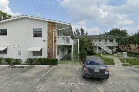 Copropriété à vendre à Lake Worth, Floride: 2 chambres, 77.39 m2 № 1272574 - photo 1