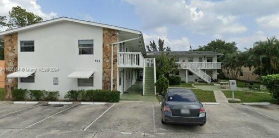 Condominio en Lake Worth, Florida, 2 dormitorios  № 1272574