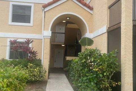 Condo in Coral Springs, Florida, 2 bedrooms  № 1272572 - photo 1