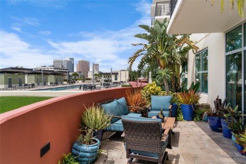 Condominio en venta en Tampa, Florida, 2 dormitorios, 122.63 m2 № 1347412 - foto 15