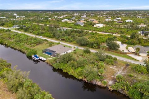 Terreno en venta en Port Charlotte, Florida № 920454 - foto 4