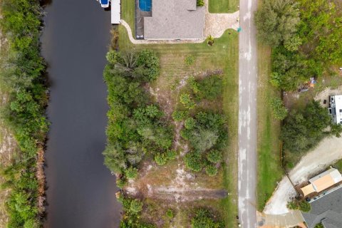 Terreno en venta en Port Charlotte, Florida № 920454 - foto 5