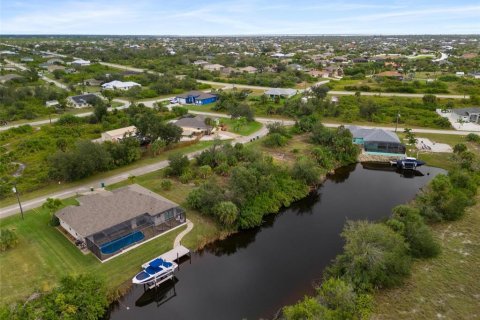 Terreno en venta en Port Charlotte, Florida № 920454 - foto 2