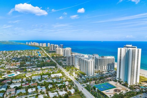 Condominio en venta en Riviera Beach, Florida, 2 dormitorios, 234.58 m2 № 878821 - foto 8