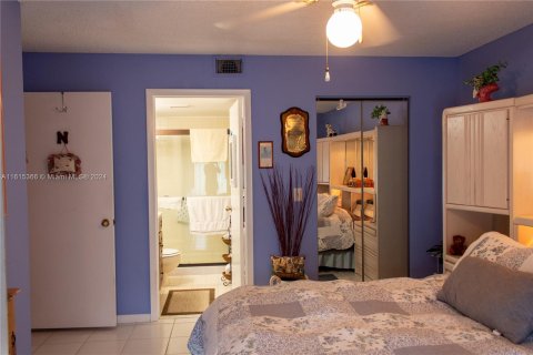 Condo in Delray Beach, Florida, 2 bedrooms  № 1237001 - photo 25