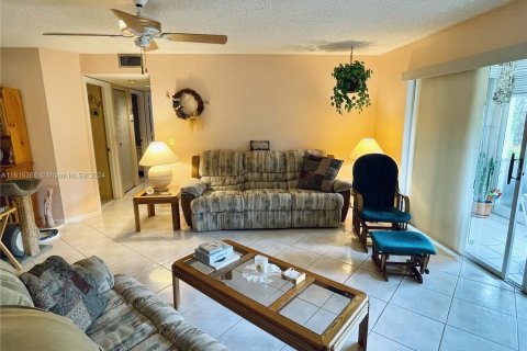 Copropriété à vendre à Delray Beach, Floride: 2 chambres, 100.15 m2 № 1237001 - photo 6