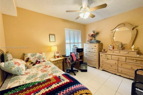 Condo in Delray Beach, Florida, 2 bedrooms  № 1237001 - photo 20