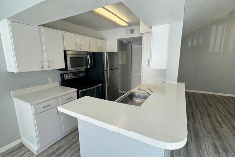 Condominio en alquiler en Orlando, Florida, 1 dormitorio, 62.52 m2 № 1354989 - foto 11