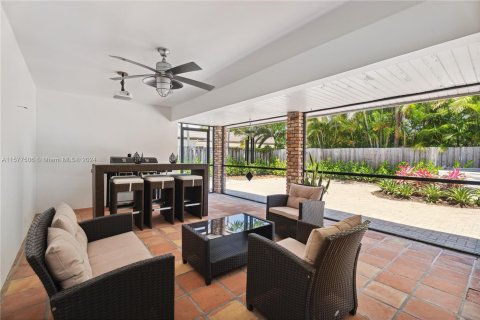 Casa en venta en Palmetto Bay, Florida, 4 dormitorios, 206.8 m2 № 1153970 - foto 19