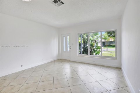 Villa ou maison à vendre à Dania Beach, Floride: 2 chambres, 94.76 m2 № 1330288 - photo 3