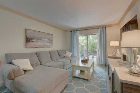 Copropriété à vendre à Deerfield Beach, Floride: 2 chambres, 78.97 m2 № 728831 - photo 22