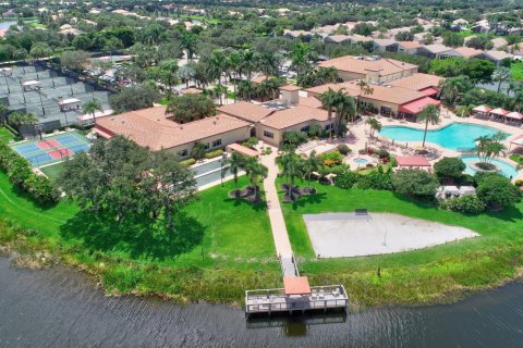 Villa ou maison à vendre à Delray Beach, Floride: 3 chambres, 197.14 m2 № 1081334 - photo 2