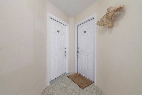 Condominio en venta en Hillsboro Beach, Florida, 2 dormitorios, 111.48 m2 № 1099069 - foto 2