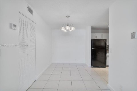 Copropriété à vendre à Coral Springs, Floride: 2 chambres, 80.82 m2 № 1161197 - photo 8