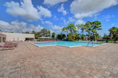 Copropriété à vendre à Lake Worth, Floride: 2 chambres, 68.28 m2 № 989470 - photo 15