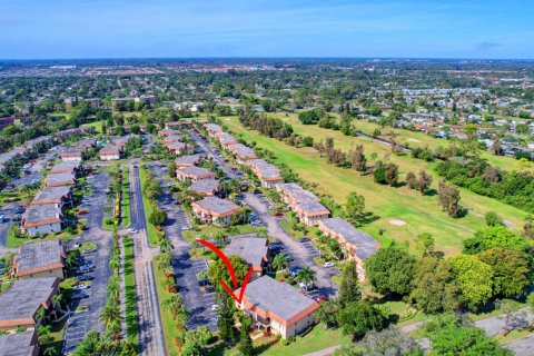 Copropriété à vendre à Lake Worth, Floride: 2 chambres, 68.28 m2 № 989470 - photo 2