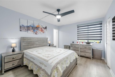 Casa en venta en Miami, Florida, 3 dormitorios, 118.45 m2 № 1375568 - foto 14