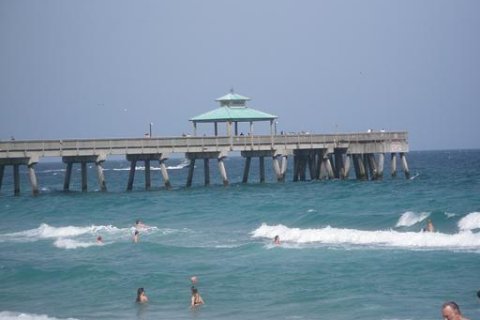 Condominio en venta en Deerfield Beach, Florida, 2 dormitorios, 78.13 m2 № 748321 - foto 1