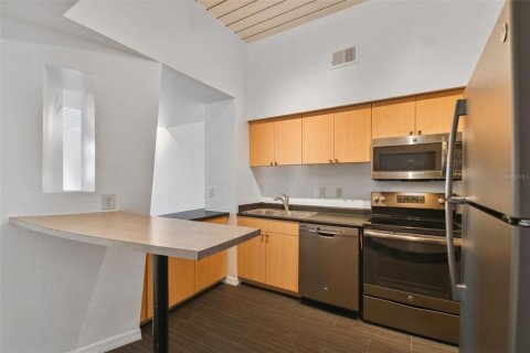 Condominio en venta en Tampa, Florida, 1 dormitorio, 73.3 m2 № 1342680 - foto 30