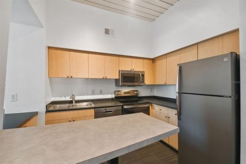 Condominio en venta en Tampa, Florida, 1 dormitorio, 73.3 m2 № 1342680 - foto 28