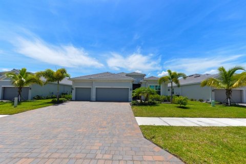 Casa en venta en Punta Gorda, Florida, 4 dormitorios, 210.52 m2 № 1308796 - foto 2