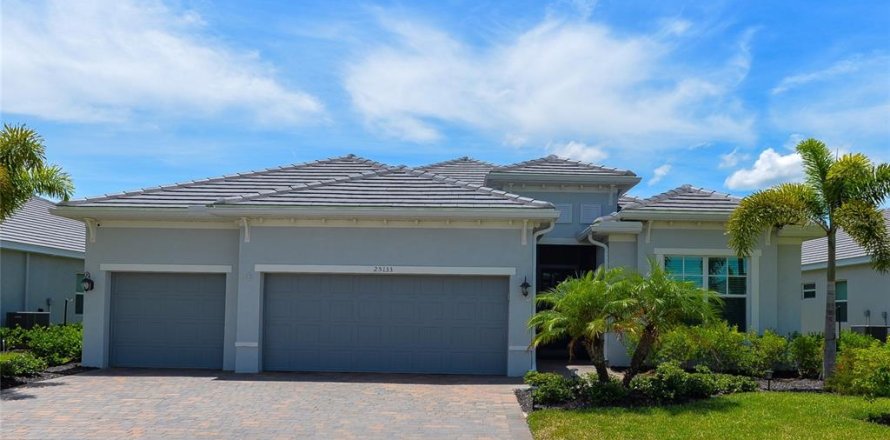 House in Punta Gorda, Florida 4 bedrooms, 210.52 sq.m. № 1308796