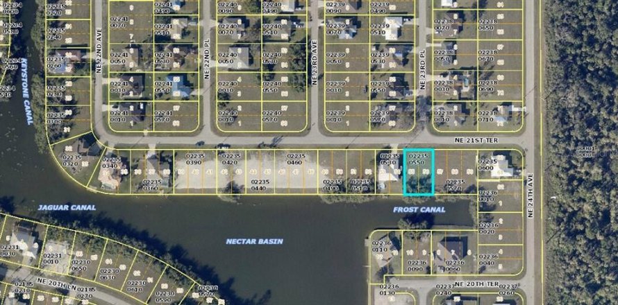 Land in Cape Coral, Florida № 710039