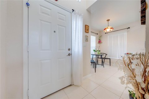 Villa ou maison à vendre à Kissimmee, Floride: 6 chambres, 222.87 m2 № 1319775 - photo 5