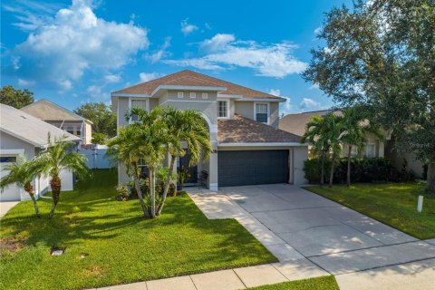 Villa ou maison à vendre à Kissimmee, Floride: 6 chambres, 222.87 m2 № 1319775 - photo 2