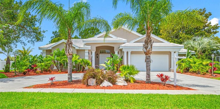 Villa ou maison à Spring Hill, Floride 3 chambres, 256.32 m2 № 1258964