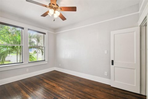 Casa en venta en Tampa, Florida, 3 dormitorios, 117.61 m2 № 1369616 - foto 13