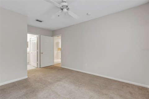 Condo in Orlando, Florida, 2 bedrooms  № 1373954 - photo 10