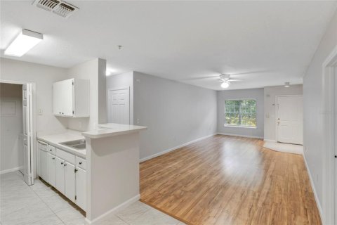 Copropriété à vendre à Orlando, Floride: 2 chambres, 92.53 m2 № 1373954 - photo 7