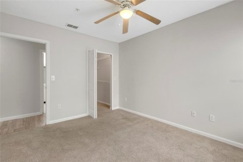 Condo in Orlando, Florida, 2 bedrooms  № 1373954 - photo 11