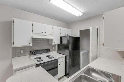 Copropriété à vendre à Orlando, Floride: 2 chambres, 92.53 m2 № 1373954 - photo 6