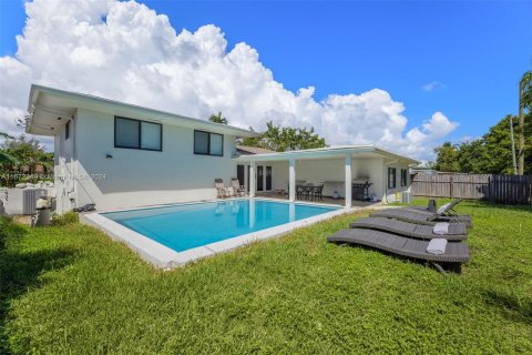 Casa en venta en Miami, Florida, 5 dormitorios № 1394701 - foto 5