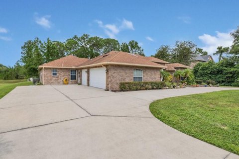 Villa ou maison à vendre à DeLand, Floride: 4 chambres, 249.54 m2 № 1296700 - photo 11