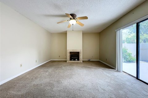 Duplex à vendre à Orlando, Floride: 2 chambres, 118.17 m2 № 1285132 - photo 9