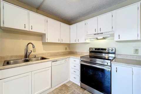 Dúplex en venta en Orlando, Florida, 2 dormitorios, 118.17 m2 № 1285132 - foto 14