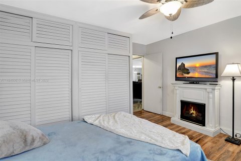 Casa en venta en Coconut Creek, Florida, 3 dormitorios, 163.97 m2 № 832621 - foto 13