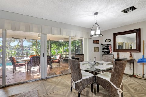 Casa en venta en Coconut Creek, Florida, 3 dormitorios, 163.97 m2 № 832621 - foto 7