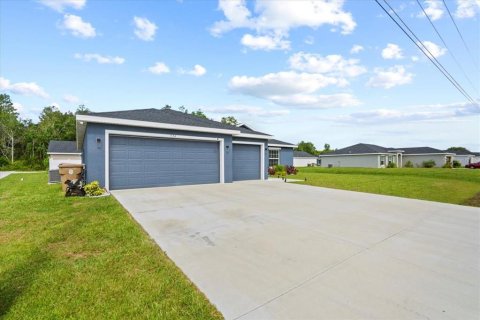 Villa ou maison à vendre à Kissimmee, Floride: 5 chambres, 195.09 m2 № 1295636 - photo 2